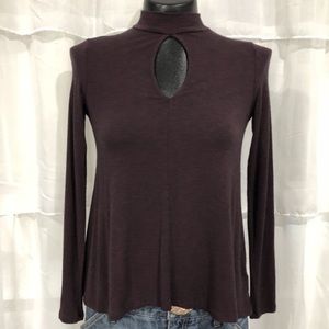 American Eagle Soft and Sexy Keyhole Top